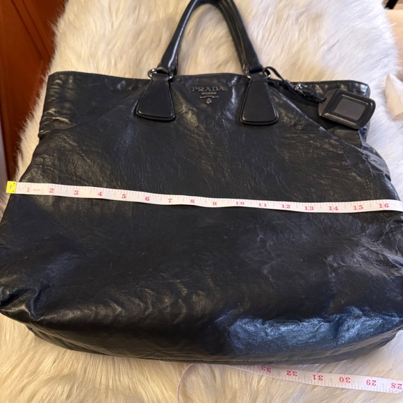 Black Prada large handbag. Double handle + Strap - Picture 14 of 16
